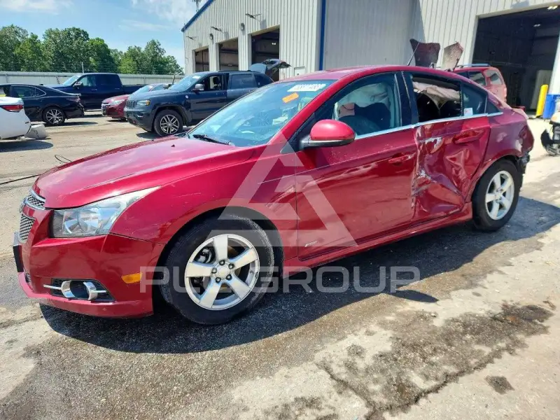 2014 Chevrolet Cruze фото