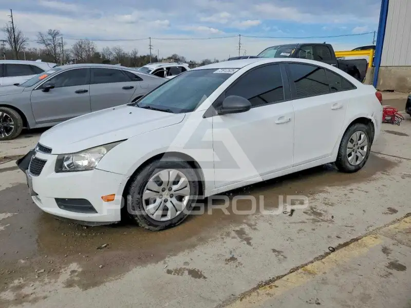 2014 Chevrolet Cruze photo