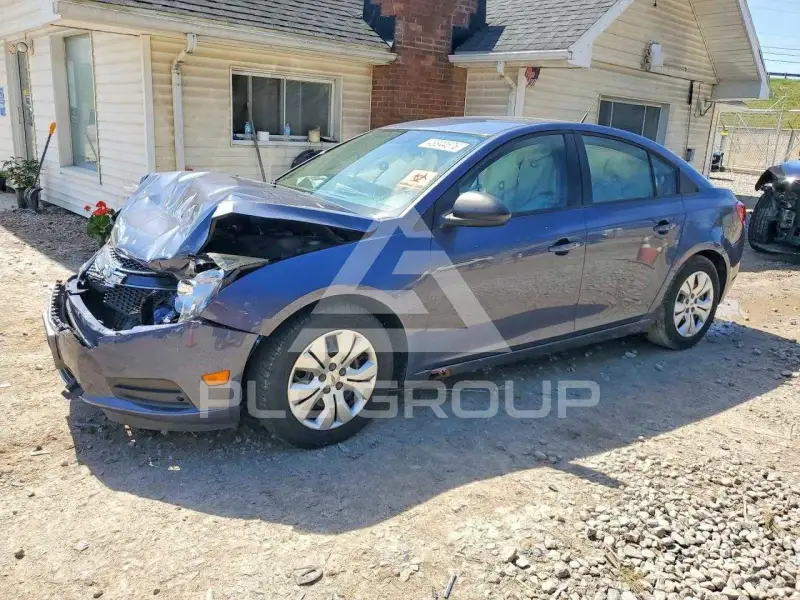 2014 Chevrolet Cruze фото