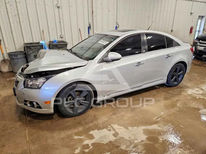 2014 Chevrolet Cruze фото