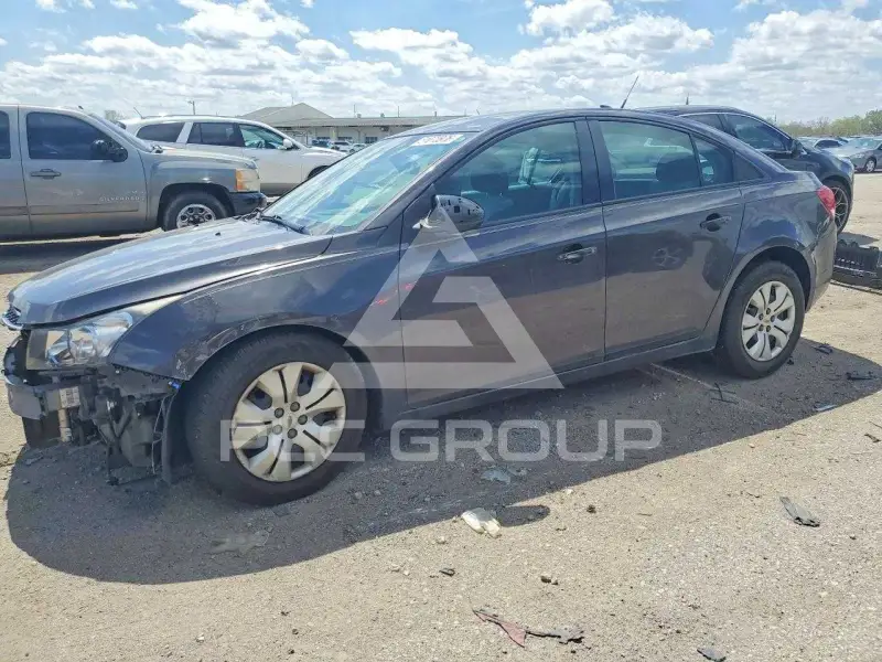 2014 Chevrolet Cruze photo