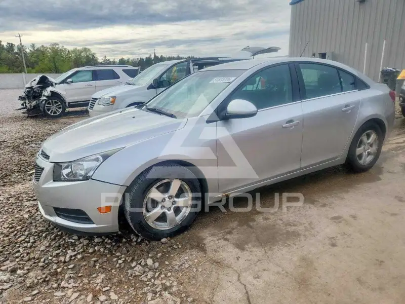 2014 Chevrolet Cruze фото