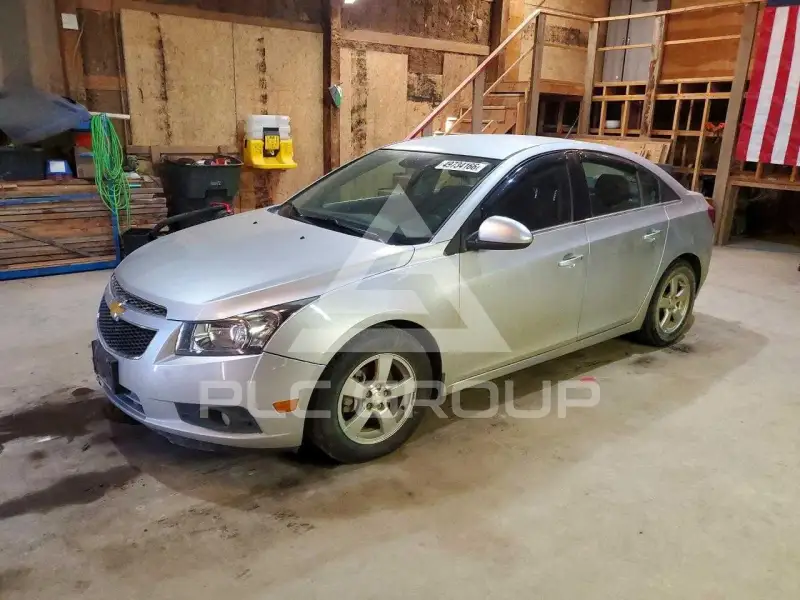 2014 Chevrolet Cruze фото