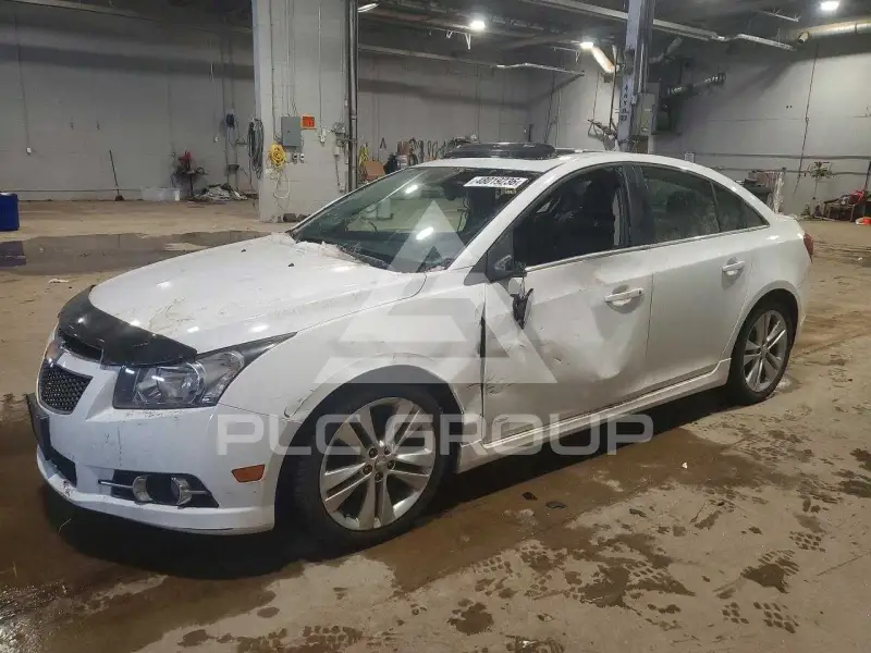 2014 Chevrolet Cruze фото