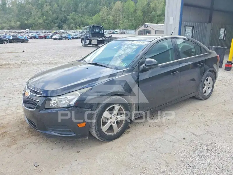 2014 Chevrolet Cruze фото
