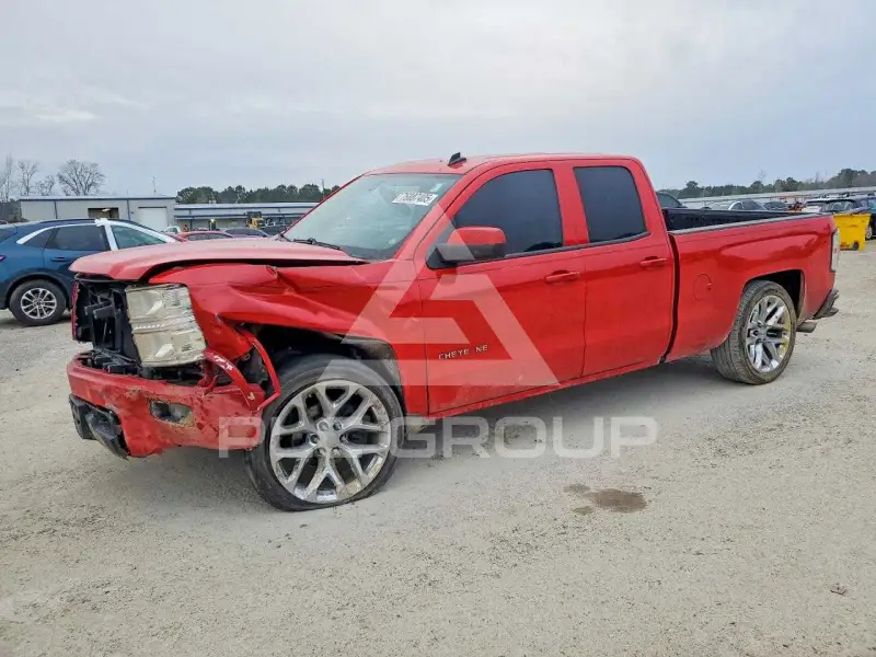2014 Chevrolet Silverado photo