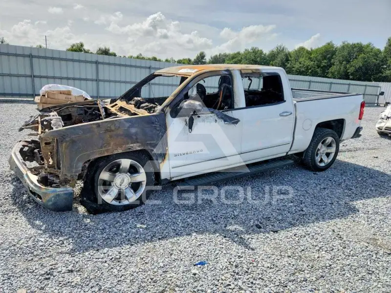 2014 Chevrolet Silverado photo
