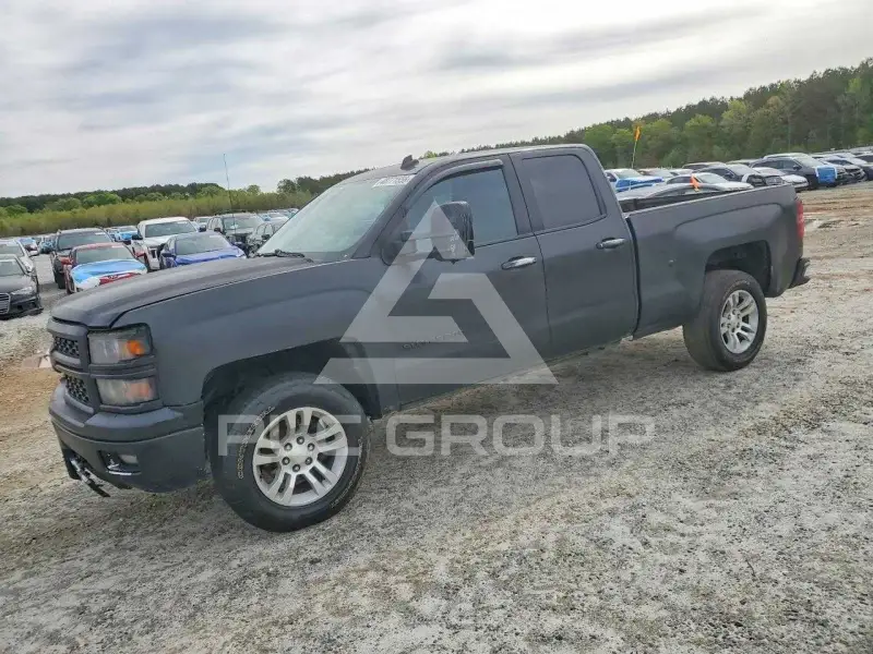 2014 Chevrolet Silverado photo