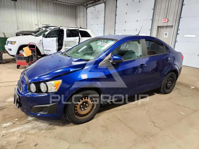 2014 Chevrolet Sonic фото