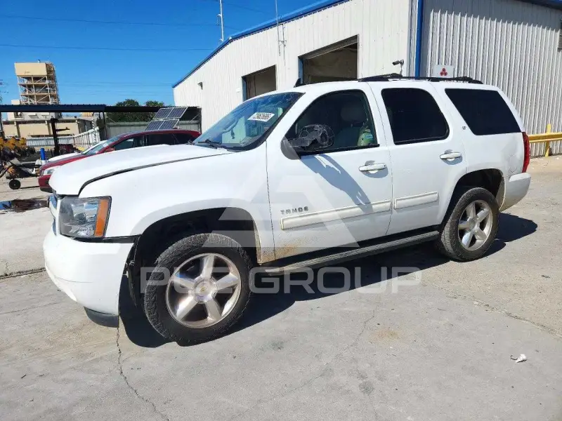 2014 Chevrolet Tahoe photo