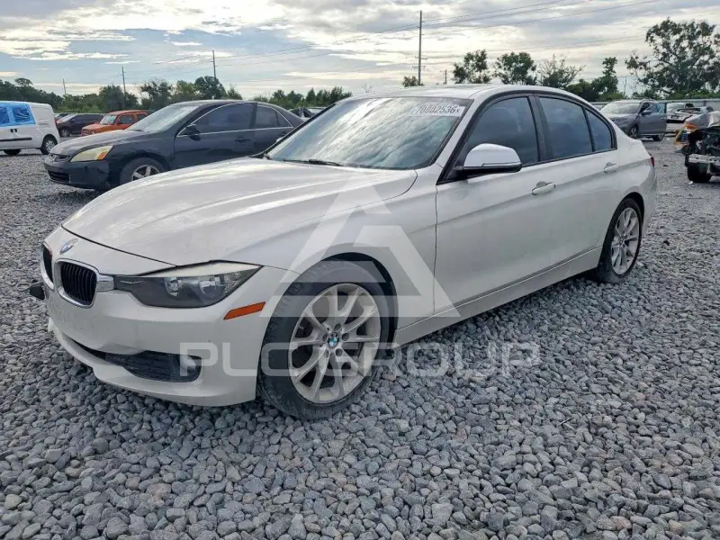 2014 BMW 320 фото