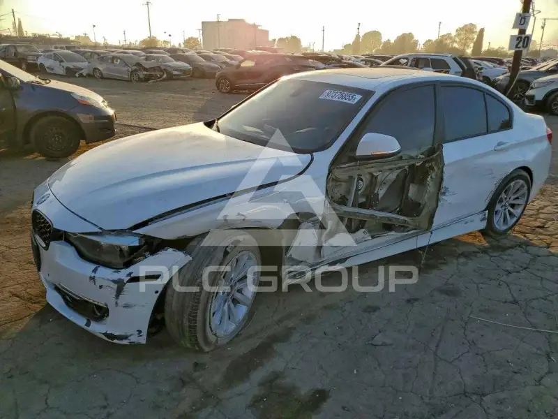 2014 BMW 320 фото