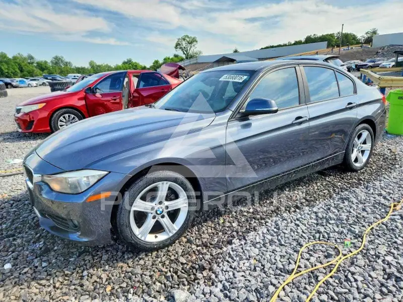 2014 BMW 320 фото
