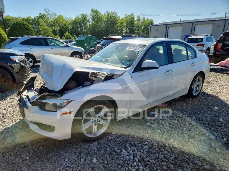 2014 BMW 320 photo
