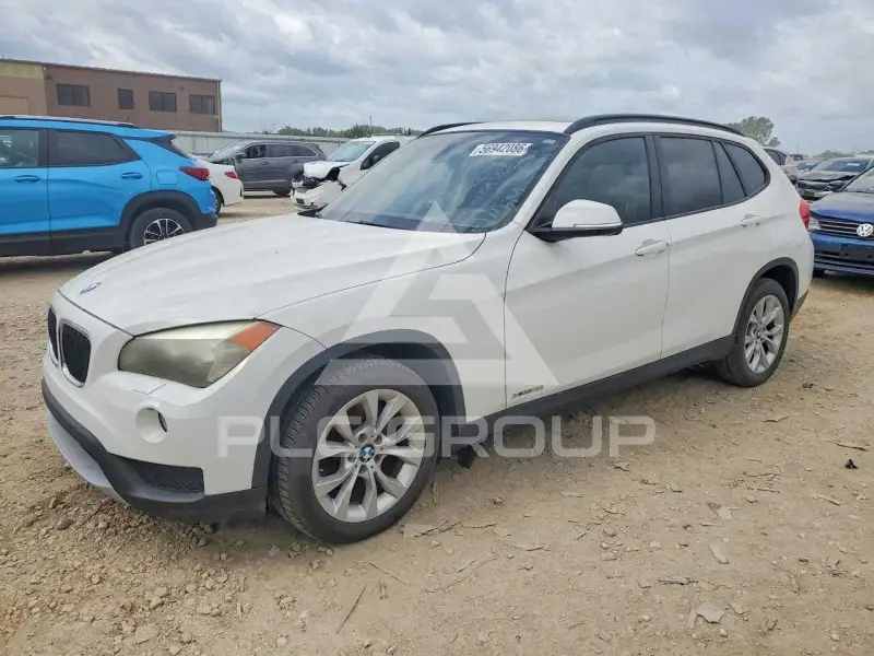 2014 BMW X1 фото