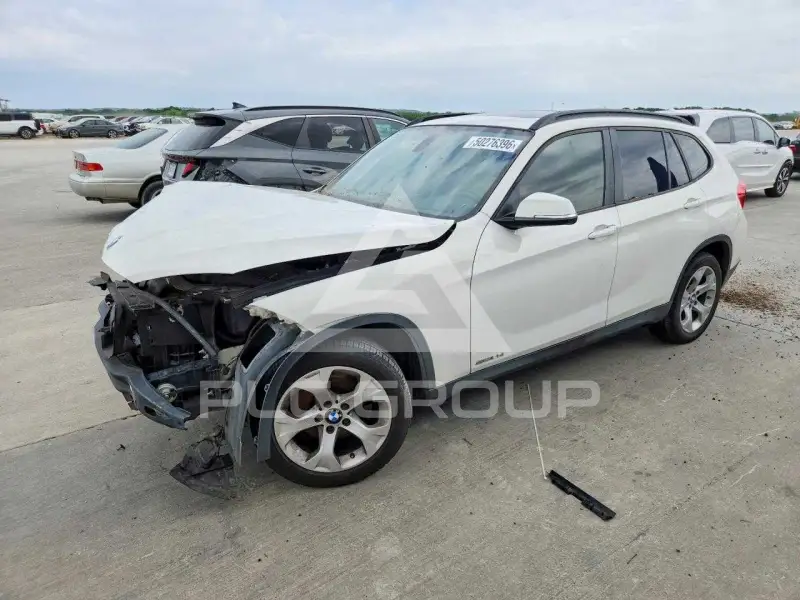 2014 BMW X1 фото