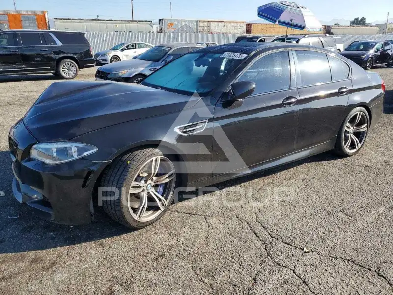 2014 BMW M5 фото