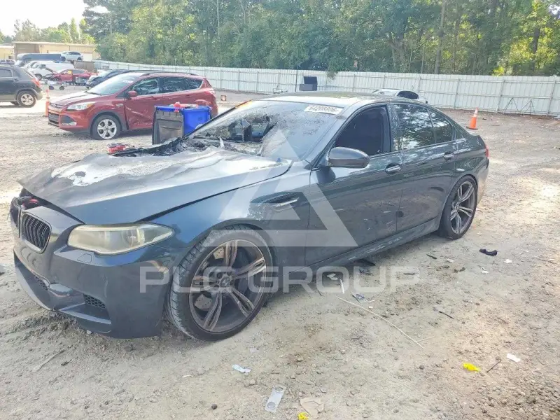 2014 BMW M5 фото