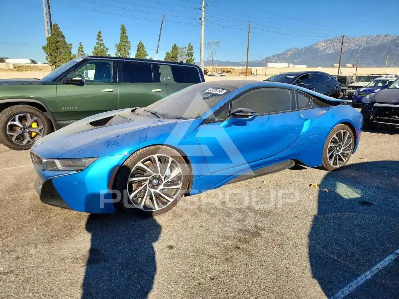 2014 BMW I8 фото