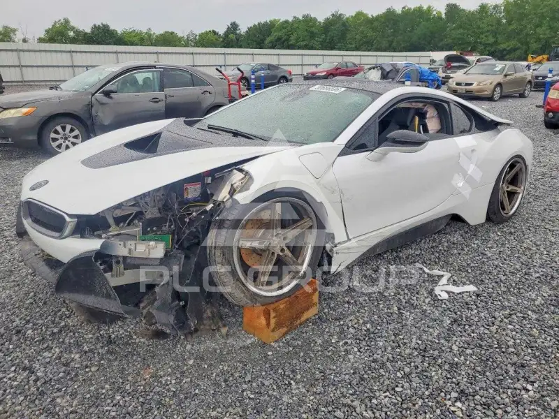 2014 BMW I8 фото