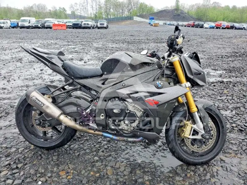 2014 BMW S1000 photo
