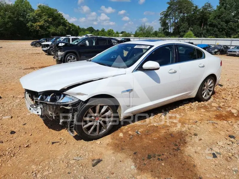 2014 Jaguar XF фото