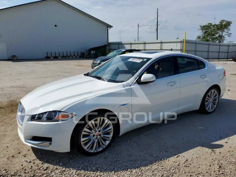 2014 Jaguar XF фото