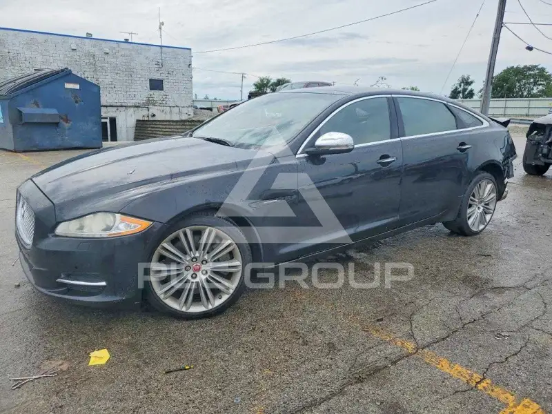 2014 Jaguar XJ photo