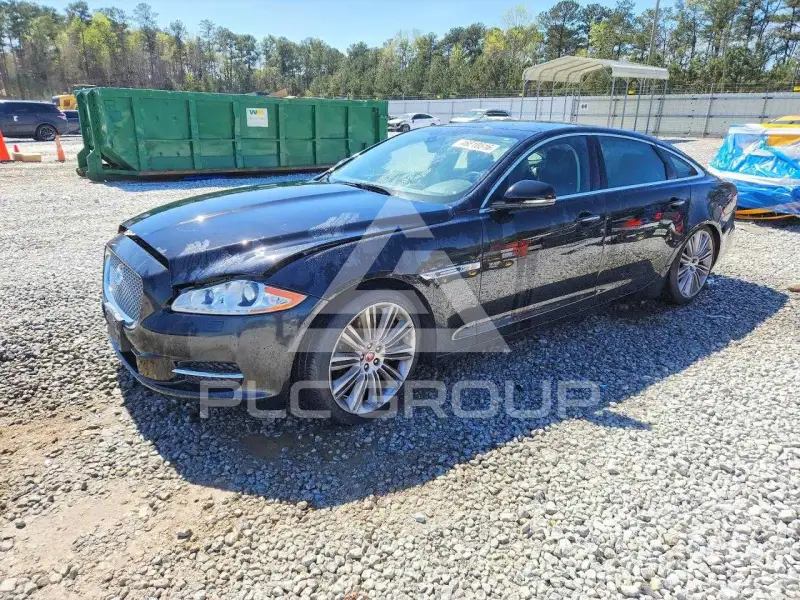 2014 Jaguar XJ photo