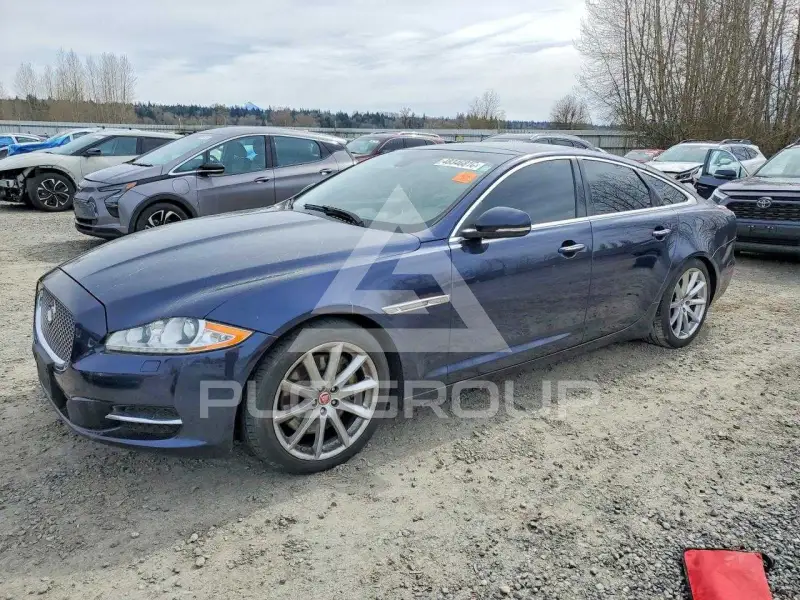 2014 Jaguar XJ photo