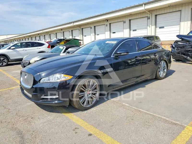 2014 Jaguar XJ photo