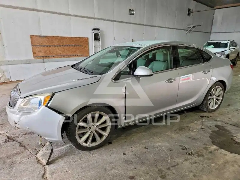 2014 Buick VERANO photo