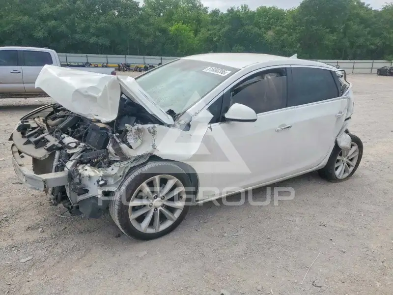 2014 Buick VERANO photo
