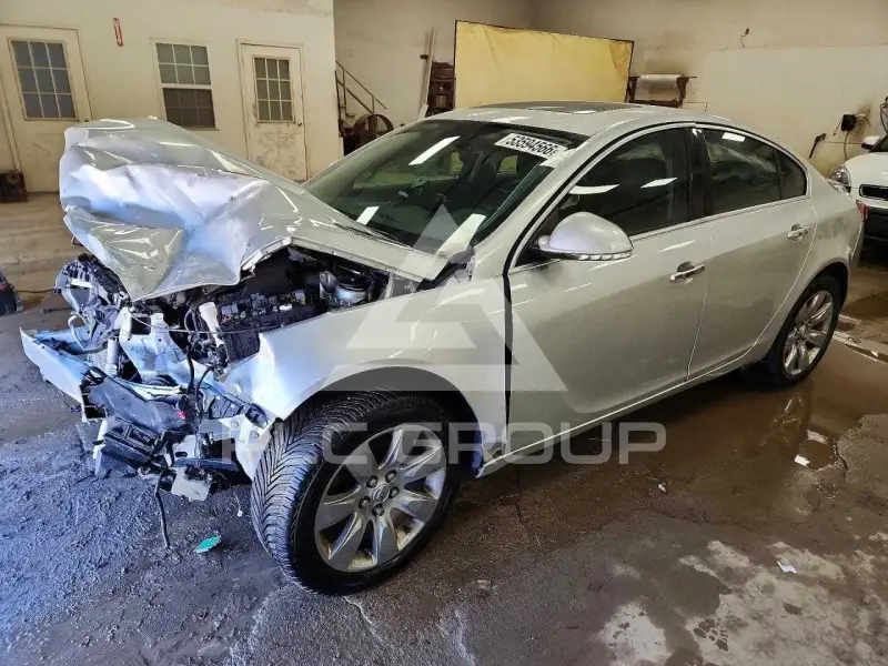 2014 Buick REGAL photo