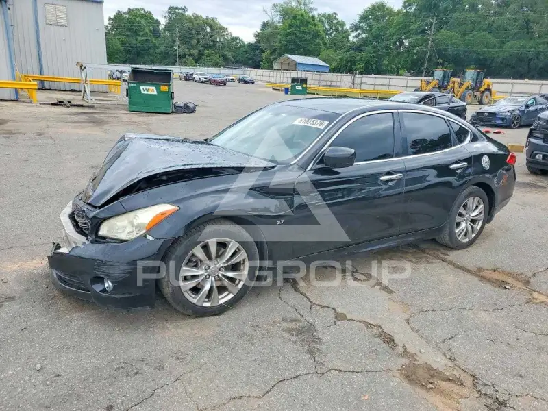 2014 Infinity Q70 фото