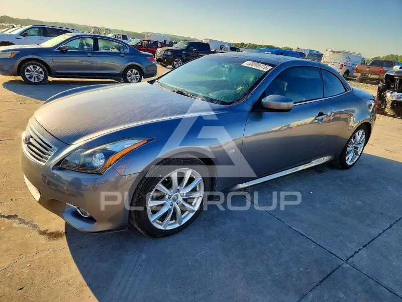 2014 Infinity Q60 photo