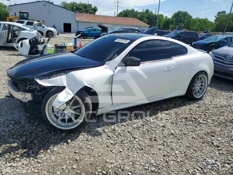 2014 Infinity Q60 фото