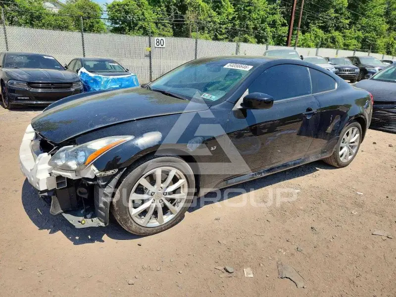 2014 Infinity Q60 фото
