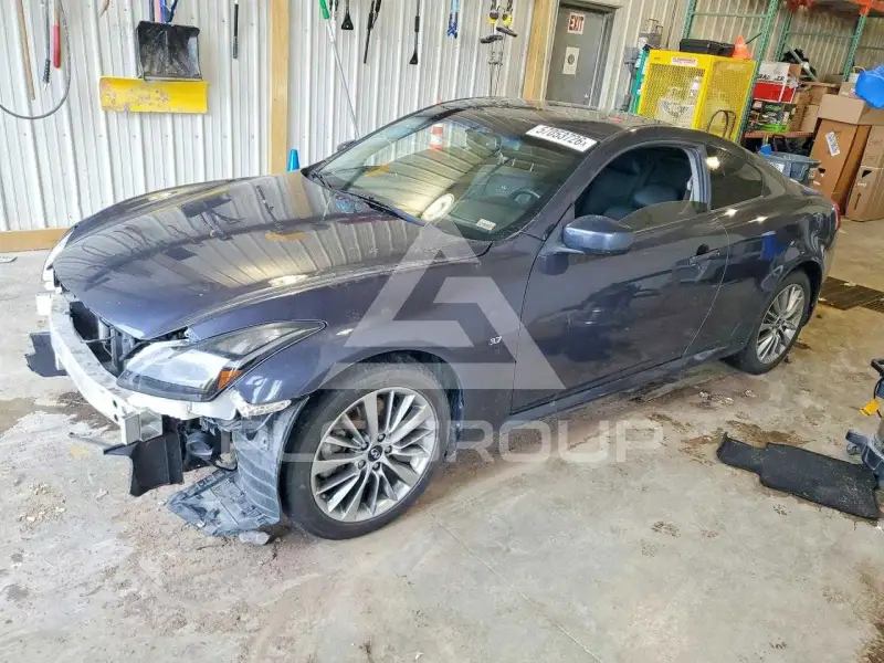 2014 Infinity Q60 photo