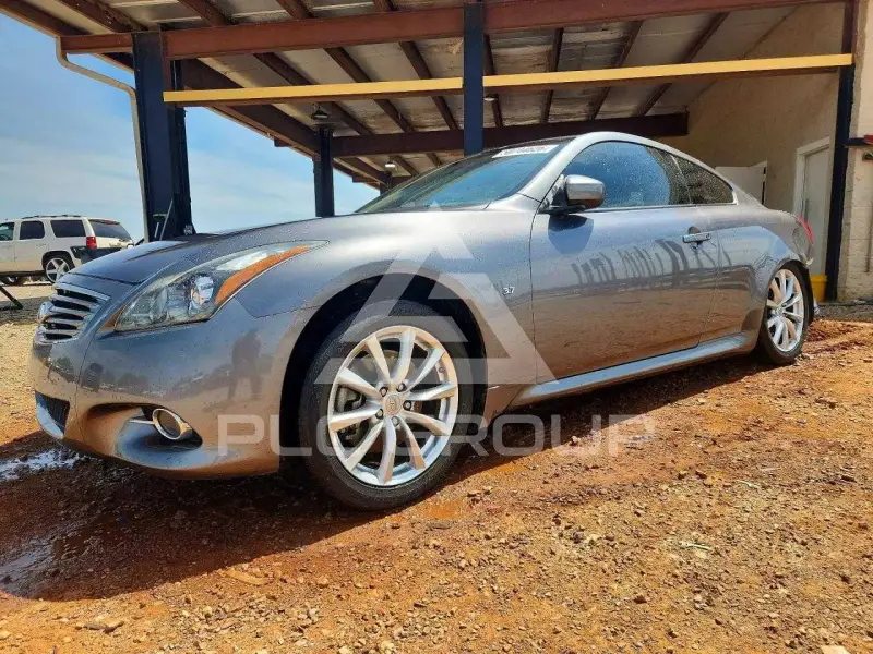 2014 Infinity Q60 фото