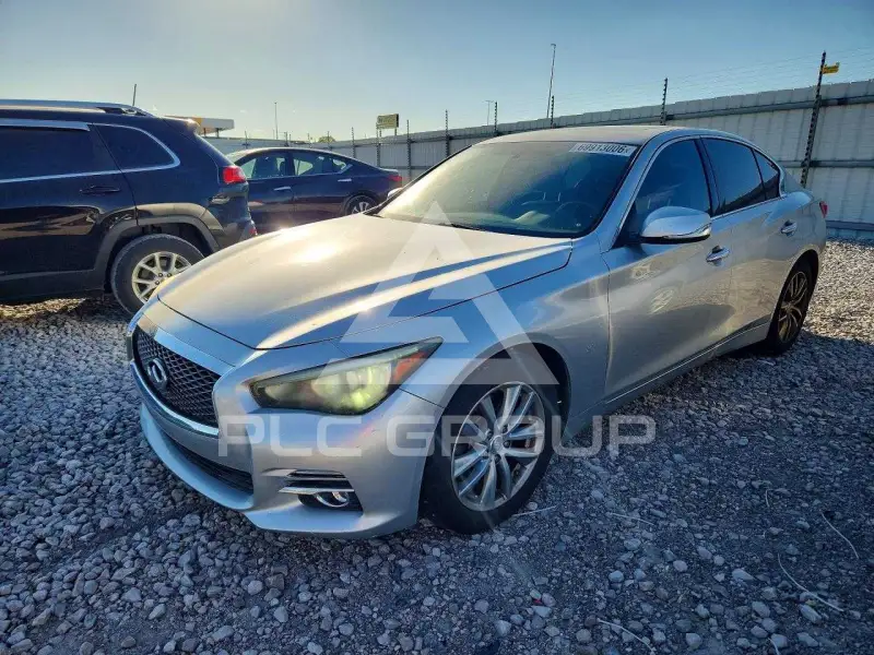 2014 Infinity Q50 фото