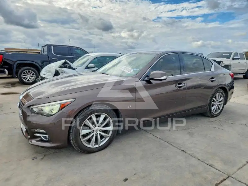 2014 Infinity Q50 фото