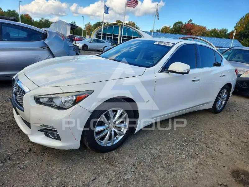 2014 Infinity Q50 фото