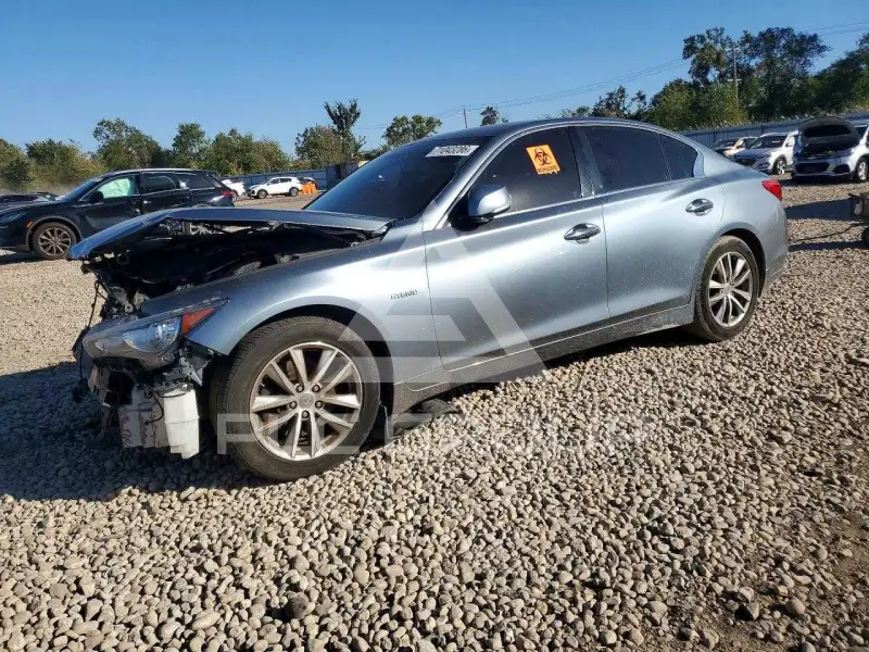 2014 Infinity Q50 фото