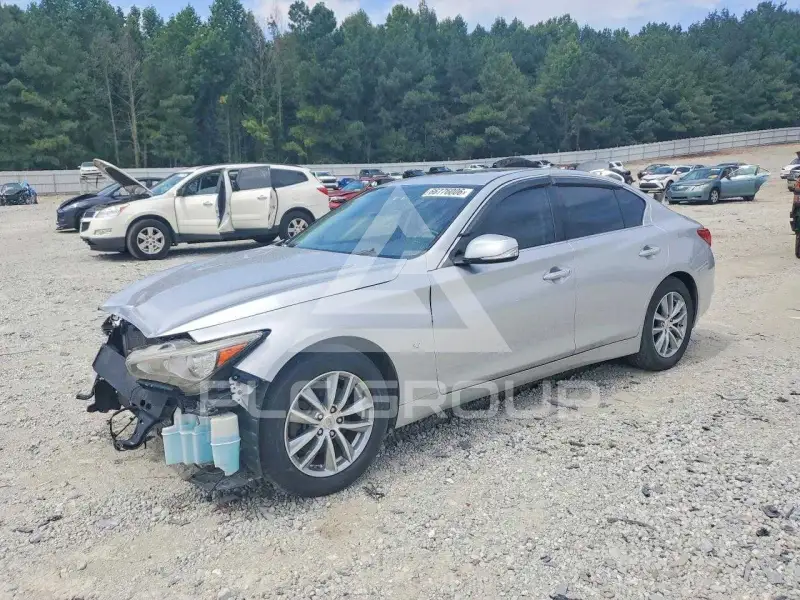 2014 Infinity Q50 фото