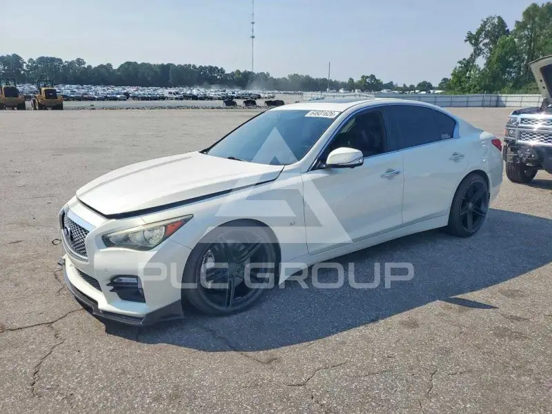 2014 Infinity Q50 фото