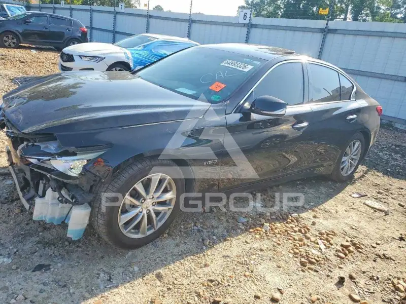 2014 Infinity Q50 фото