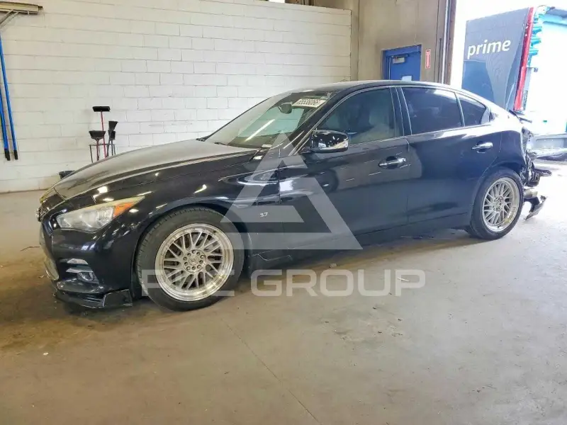 2014 Infinity Q50 photo