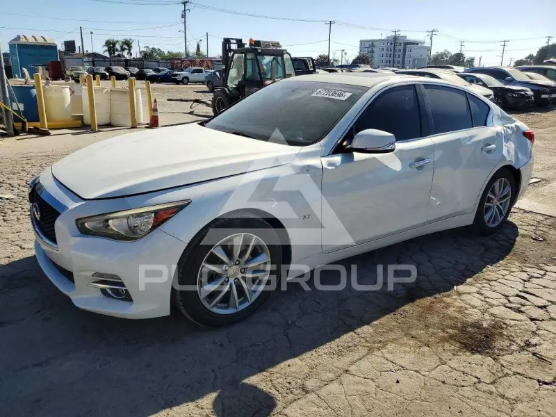 2014 Infinity Q50 фото