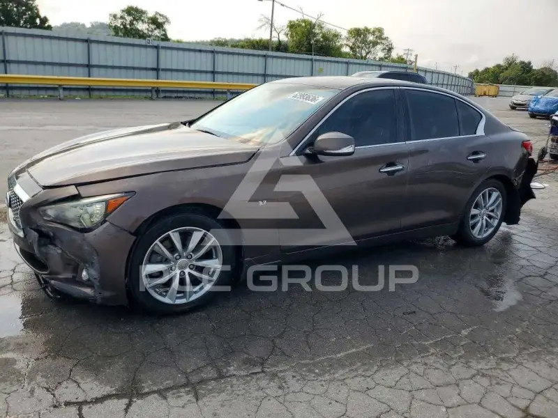 2014 Infinity Q50 фото